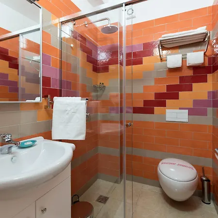 Hotel Keit 4*