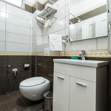 Keit Hotel 4*